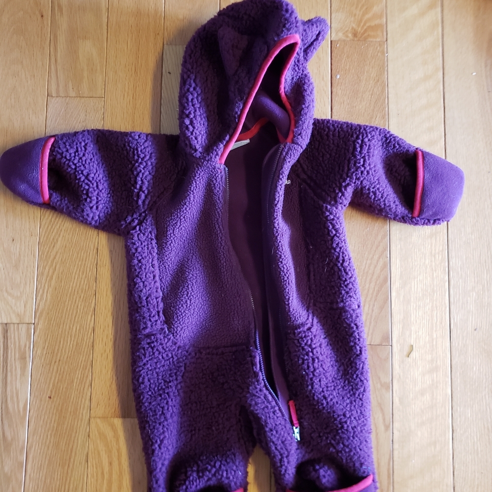 Columbia baby sherpa bunting suit size 3-6 month